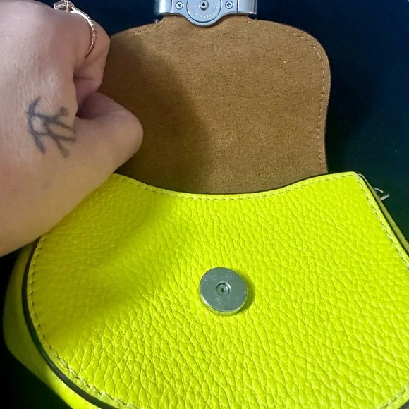 Coach Neon Green Mini Crossbody | Cancun Memories | Styled by Laura ❤️ - Picture 10 of 16